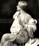 Alfred Cheney Johnston_1927_Ziegfeld Follies Girls_Muriel Finley (necklace).jpg